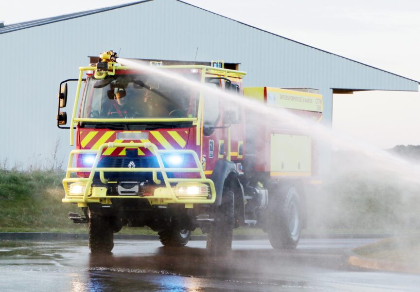 camion citerne feux de forêt