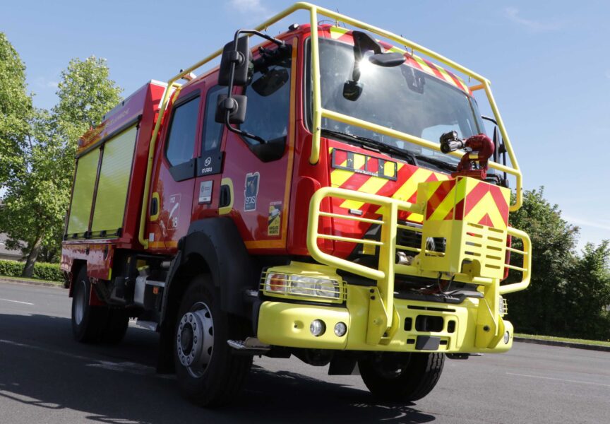 camion citerne feux de forêt
