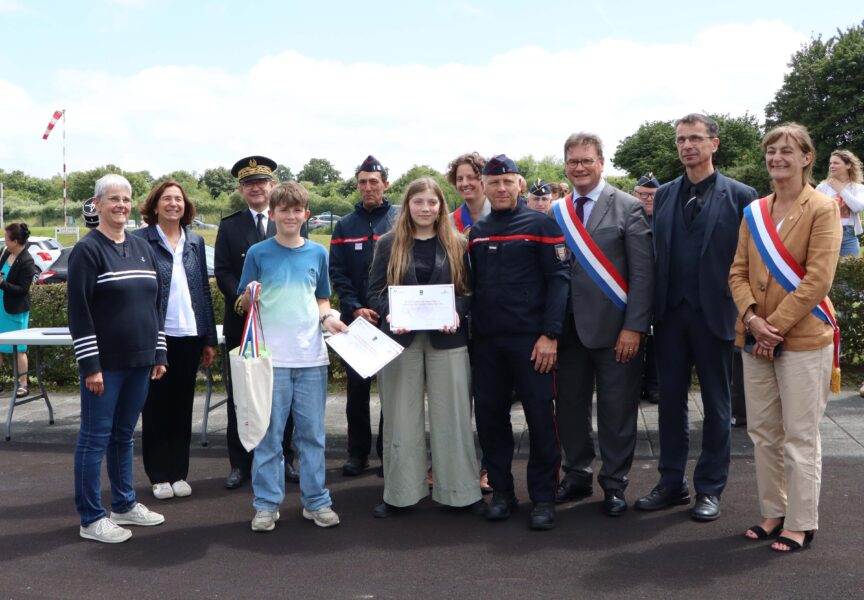 Cérémonie de remise des chasubles et des diplômes aux cadets de la sécurité