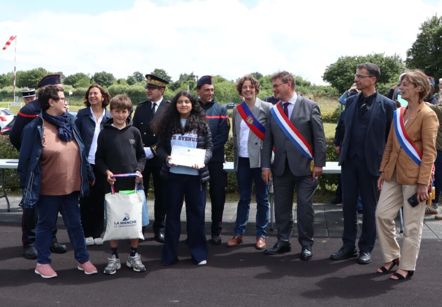 Cérémonie de remise des chasubles et des diplômes aux cadets de la sécurité