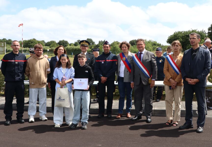 Cérémonie de remise des chasubles et des diplômes aux cadets de la sécurité