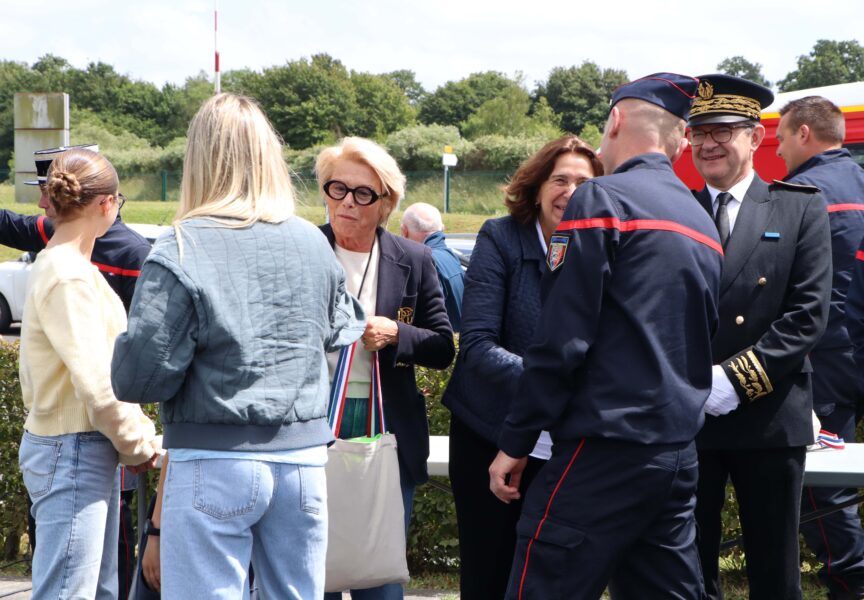 Cérémonie de remise des chasubles et des diplômes aux cadets de la sécurité