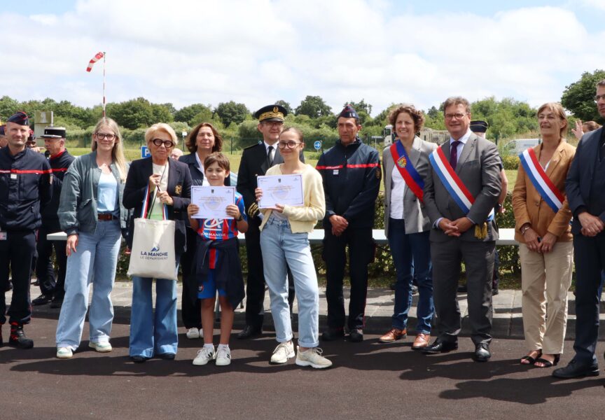 Cérémonie de remise des chasubles et des diplômes aux cadets de la sécurité