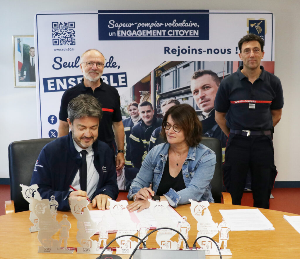 Signature de conventions entre le SDIS de la Manche et des employeurs publics et privés du département dans le cadre de la mise à disposition de salariés ou d’agents sapeurs-pompiers volontaires
