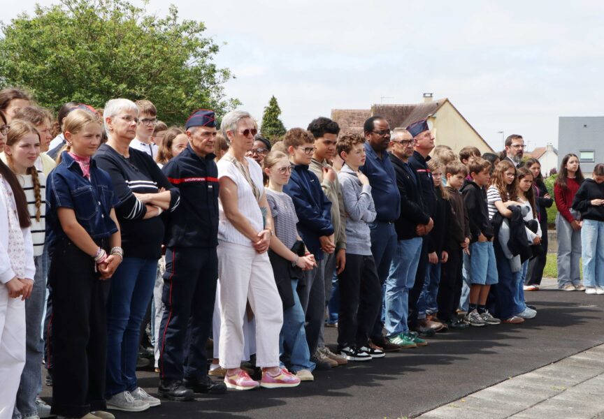 Cérémonie de remise des chasubles et des diplômes aux cadets de la sécurité